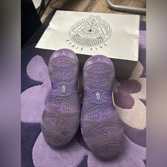 Kyrie 5 Concepts - Picture 4 of 6